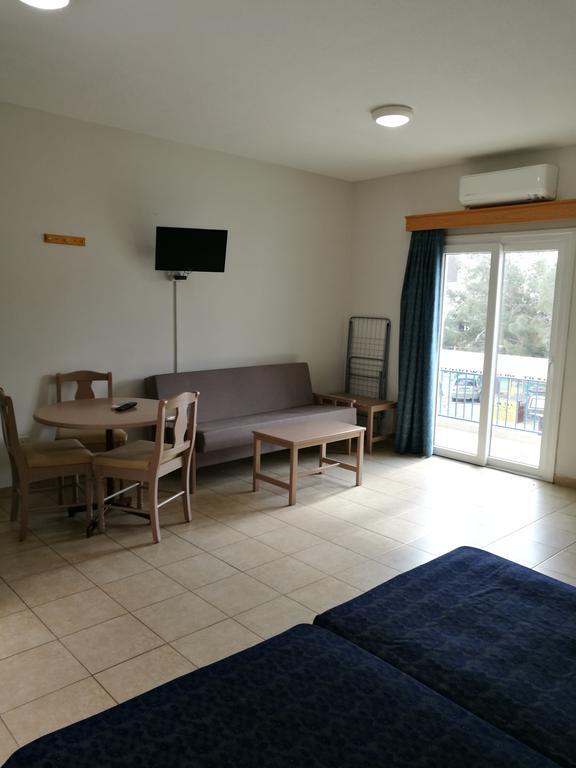 Georgia Hotel Apartments プロタラス エクステリア 写真