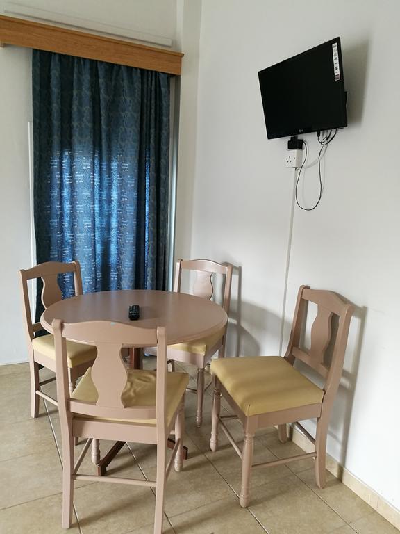 Georgia Hotel Apartments プロタラス エクステリア 写真